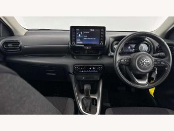 Toyota Yaris 1.5 Hybrid Design 5dr CVT