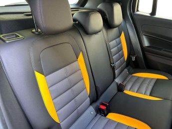 Jeep Avenger 1.2 E-AWD e-Hybrid The North Face 5dr DCT