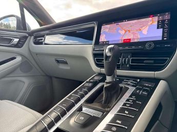 Porsche Macan S 5dr PDK