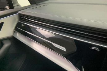 Audi Q7 50 TDI Quattro S Line 5dr Tiptronic