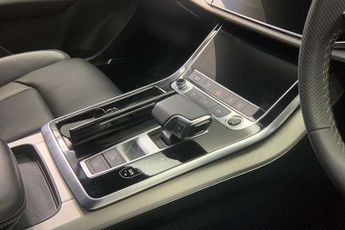 Audi Q7 50 TDI Quattro S Line 5dr Tiptronic