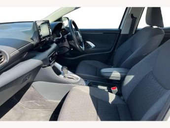 Toyota Yaris 1.5 Hybrid Icon 5dr CVT