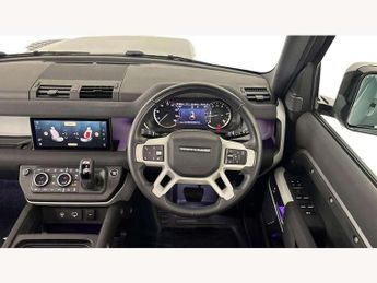Land Rover Defender 3.0 D300 X-Dynamic SE 110 5dr Auto