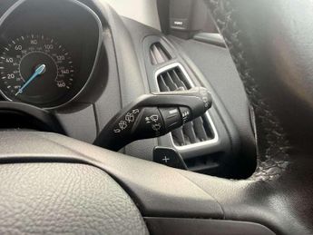 Ford Focus 2.0 TDCi Titanium 5dr Powershift