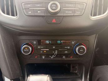 Ford Focus 2.0 TDCi Titanium 5dr Powershift