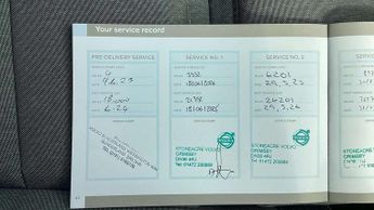 Volvo XC40 2.0 B3P Plus Dark 5dr Auto