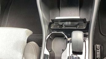 Volvo XC40 2.0 B3P Plus Dark 5dr Auto
