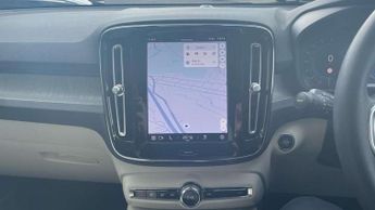 Volvo XC40 2.0 B3P Plus Dark 5dr Auto