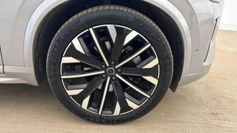 Volvo XC90 2.0 B5P Ultra Dark 5dr AWD Geartronic