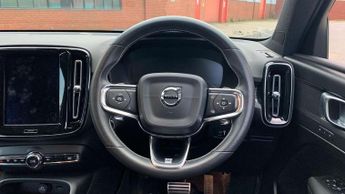 Volvo XC40 1.5 T3 [163] R DESIGN Pro 5dr Geartronic