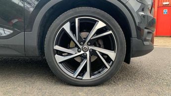 Volvo XC40 1.5 T3 [163] R DESIGN Pro 5dr Geartronic