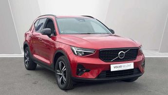 Volvo XC40 2.0 B4P Plus Dark 5dr AWD Auto