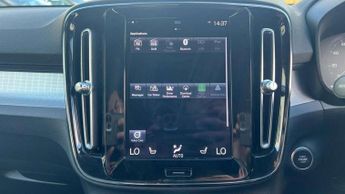 Volvo XC40 Recharge 1.5 T4 Recharge PHEV Plus Dark 5dr Auto