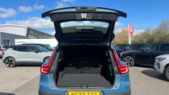 Volvo XC40 Recharge 1.5 T4 Recharge PHEV Plus Dark 5dr Auto