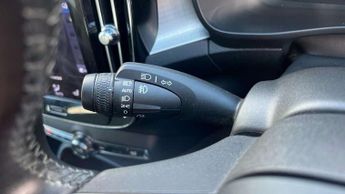 Volvo XC40 Recharge 1.5 T4 Recharge PHEV Plus Dark 5dr Auto