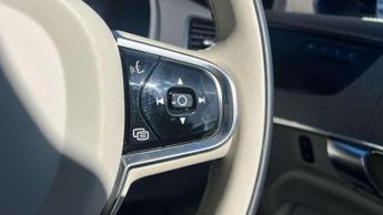 Volvo XC90 2.0 B5P [250] Plus Dark 5dr AWD Geartronic
