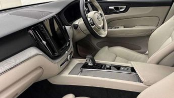 Volvo XC60 2.0 B5P Plus Dark 5dr AWD Geartronic