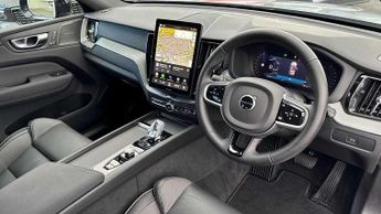 Volvo XC60 2.0 B5P Plus Black Edition 5dr AWD Geartronic
