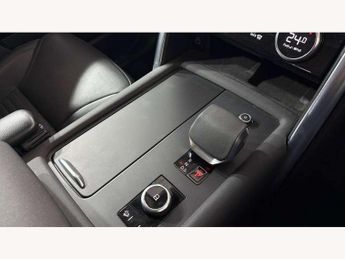Land Rover Discovery 3.0 D300 S 5dr Auto