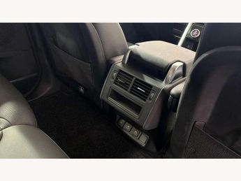 Land Rover Discovery 3.0 D300 S 5dr Auto