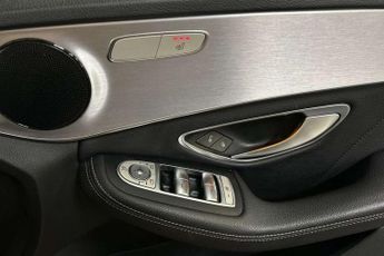 Mercedes-Benz C-Class C200 AMG Line 4dr 9G-Tronic