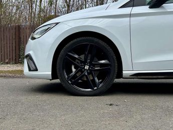 SEAT Ibiza 1.0 TSI 115 FR Black Edition 5dr DSG