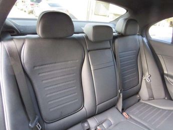 Mercedes-Benz C-Class C220d AMG Line Premium Plus 4dr 9G-Tronic