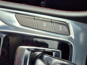 MG HS 1.5 T-GDI Exclusive 5dr DCT