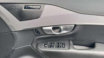 Volvo XC90 2.0 B5D [235] Plus Dark 5dr AWD Geartronic
