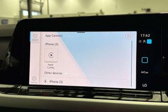 Volkswagen Golf 1.5 eTSI 150 Life 5dr DSG