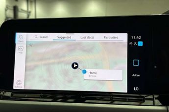 Volkswagen Golf 1.5 eTSI 150 Life 5dr DSG