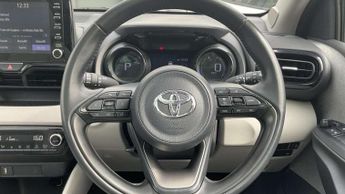 Toyota Yaris 1.5 Hybrid Excel 5dr CVT