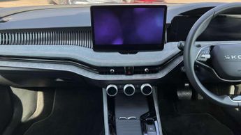 Skoda Superb Estate 2.0 TDI SE Technology 5dr DSG