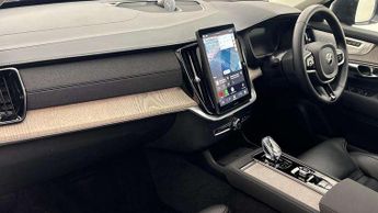 Volvo XC90 2.0 B5P Ultra Dark 5dr AWD Geartronic