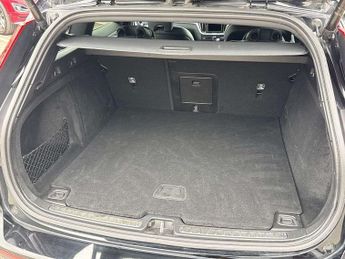 Volvo V60 2.0 T6 Recharge PHEV R DESIGN 5dr AWD Auto