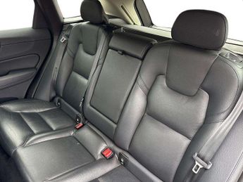 Volvo XC60 2.0 B4P Plus Dark 5dr Geartronic
