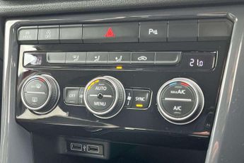 Volkswagen T-Roc 1.5 TSI EVO SEL 5dr DSG