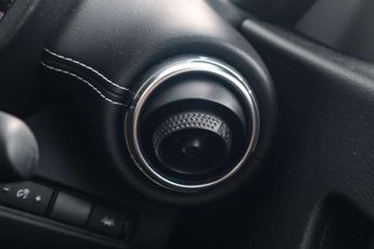 Nissan Juke 1.6 Hybrid N-Connecta 5dr Auto