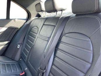 Mercedes-Benz C-Class C220d AMG Line 4dr 9G-Tronic