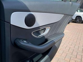 Mercedes-Benz C-Class C220d AMG Line 4dr 9G-Tronic