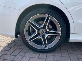 Mercedes-Benz C-Class C220d AMG Line 4dr 9G-Tronic