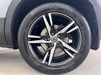 Volvo XC40 2.0 D4 [190] R DESIGN 5dr AWD Geartronic
