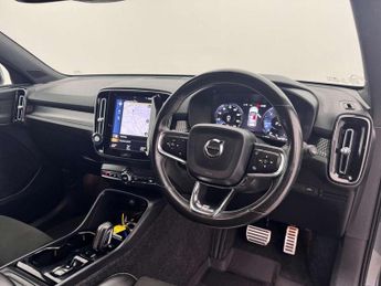 Volvo XC40 2.0 D4 [190] R DESIGN 5dr AWD Geartronic