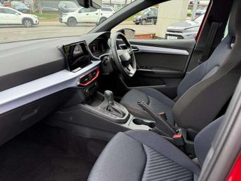 SEAT Ibiza 1.0 TSI 115 FR Black Edition 5dr DSG