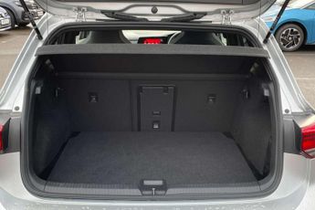 Volkswagen Golf 1.5 eTSI 150 R-Line 5dr DSG