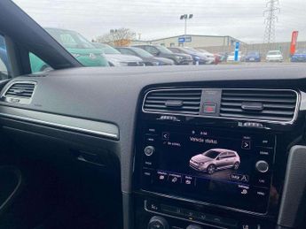 Volkswagen Golf GTE 1.4 TSI GTE 5dr DSG