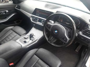 BMW 3 Series 318d MHT M Sport 4dr Step Auto