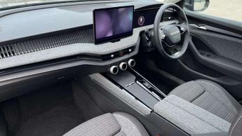 Skoda Superb Estate 1.5 TSI iV SE Technology DSG 5dr