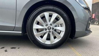 Skoda Superb Estate 1.5 TSI iV SE Technology DSG 5dr