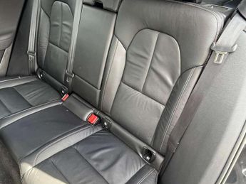 Volvo XC40 Recharge 1.5 T5 Recharge PHEV Inscription Pro 5dr Auto